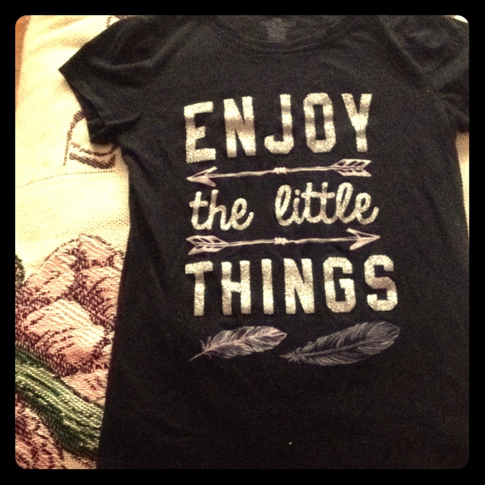 "Enjoy the little things" t-shirt size 14-16 youth